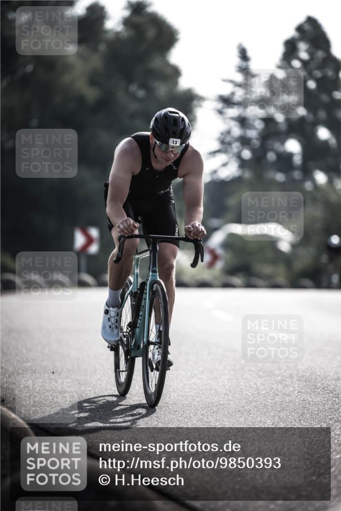 21.06.2026 - 29. Vierlanden-Triathlon H.Heesch http://msf.ph/oto/9850393 21.06.2026 08:47:00 Radfahren 13, 212 meine-sportfotos.de
