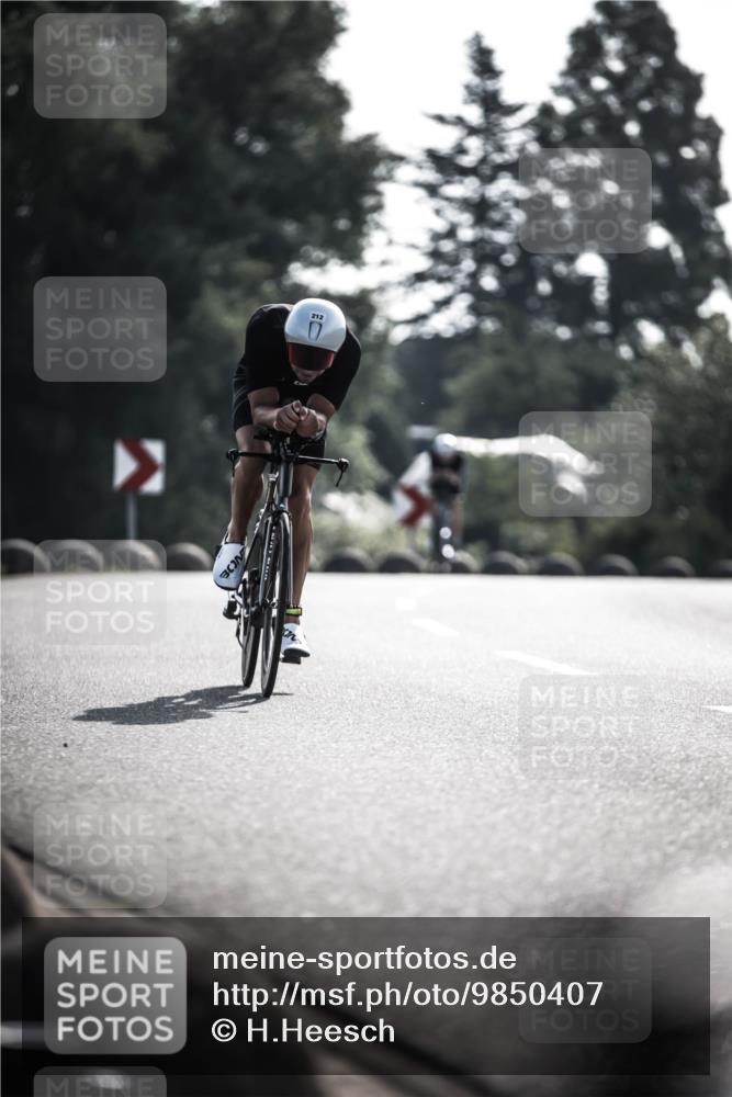 21.06.2026 - 29. Vierlanden-Triathlon H.Heesch http://msf.ph/oto/9850407 21.06.2026 08:47:05 Radfahren 37, 212 meine-sportfotos.de