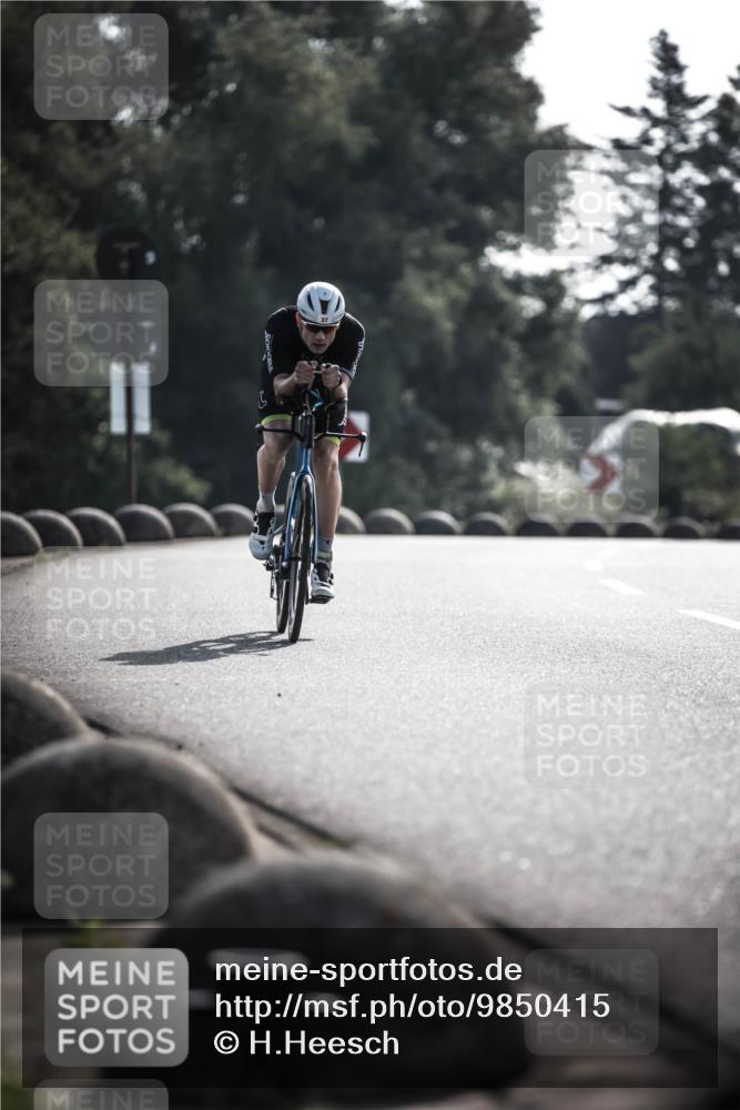 21.06.2026 - 29. Vierlanden-Triathlon H.Heesch http://msf.ph/oto/9850415 21.06.2026 08:47:09 Radfahren 37 meine-sportfotos.de