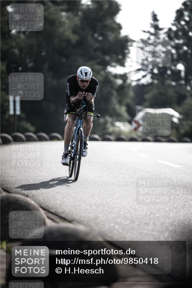 21.06.2026 - 29. Vierlanden-Triathlon H.Heesch http://msf.ph/oto/9850418 21.06.2026 08:47:09 Radfahren 37 meine-sportfotos.de