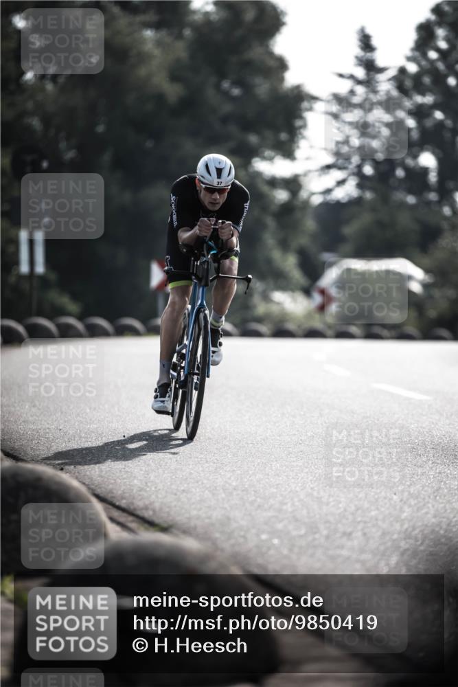 21.06.2026 - 29. Vierlanden-Triathlon H.Heesch http://msf.ph/oto/9850419 21.06.2026 08:47:09 Radfahren 37 meine-sportfotos.de