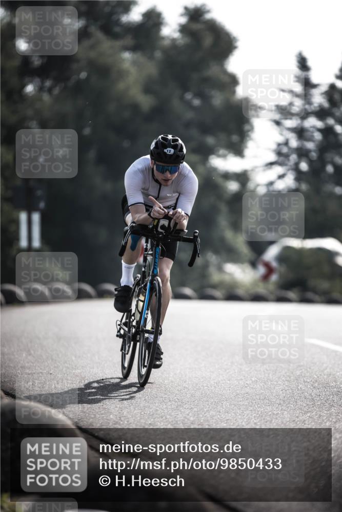 21.06.2026 - 29. Vierlanden-Triathlon H.Heesch http://msf.ph/oto/9850433 21.06.2026 08:47:24 Radfahren 12 meine-sportfotos.de