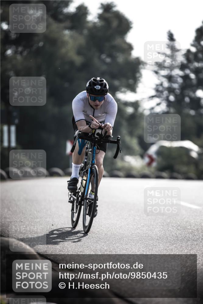 21.06.2026 - 29. Vierlanden-Triathlon H.Heesch http://msf.ph/oto/9850435 21.06.2026 08:47:24 Radfahren 12 meine-sportfotos.de