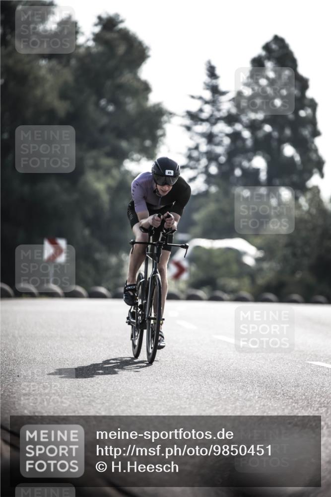 21.06.2026 - 29. Vierlanden-Triathlon H.Heesch http://msf.ph/oto/9850451 21.06.2026 08:47:39 Radfahren 3, 45 meine-sportfotos.de