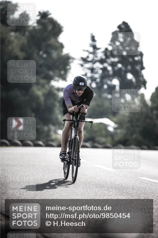 21.06.2026 - 29. Vierlanden-Triathlon H.Heesch http://msf.ph/oto/9850454 21.06.2026 08:47:39 Radfahren 3, 45 meine-sportfotos.de