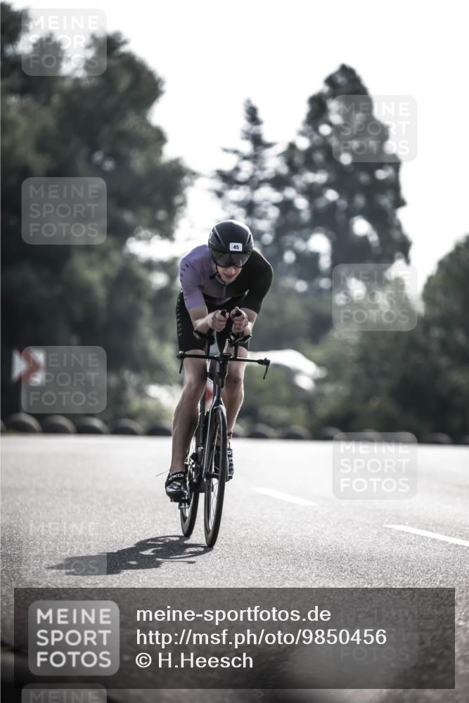 21.06.2026 - 29. Vierlanden-Triathlon H.Heesch http://msf.ph/oto/9850456 21.06.2026 08:47:39 Radfahren 3, 45 meine-sportfotos.de