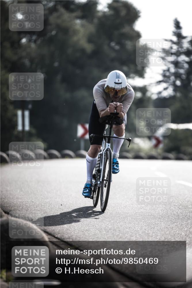 21.06.2026 - 29. Vierlanden-Triathlon H.Heesch http://msf.ph/oto/9850469 21.06.2026 08:47:47 Radfahren 3 meine-sportfotos.de