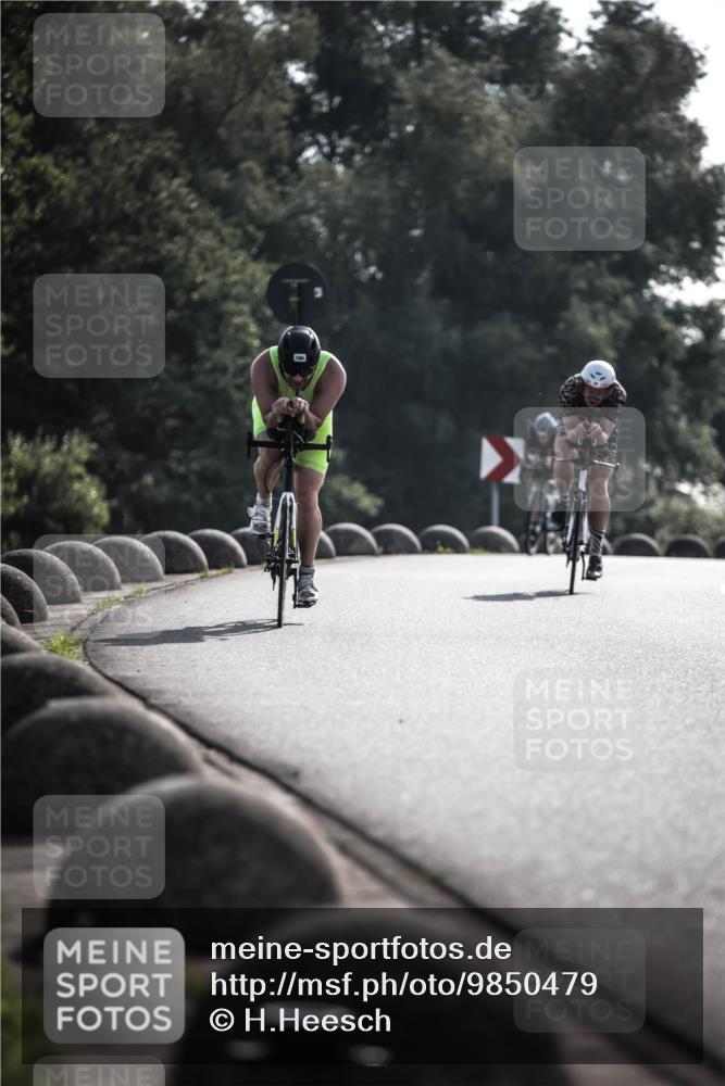 21.06.2026 - 29. Vierlanden-Triathlon H.Heesch http://msf.ph/oto/9850479 21.06.2026 08:48:01 Radfahren 32, 155, 166 meine-sportfotos.de