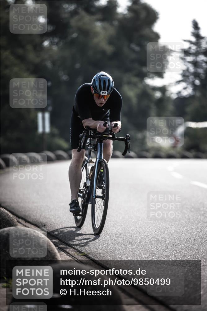 21.06.2026 - 29. Vierlanden-Triathlon H.Heesch http://msf.ph/oto/9850499 21.06.2026 08:48:06 Radfahren 32, 155, 166 meine-sportfotos.de