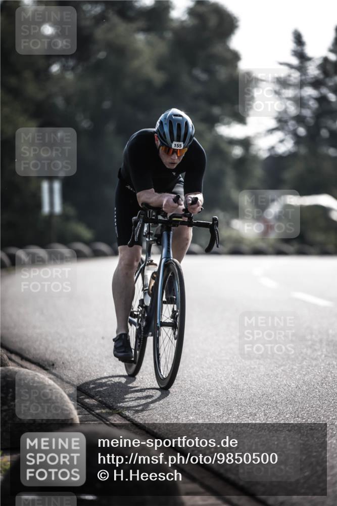 21.06.2026 - 29. Vierlanden-Triathlon H.Heesch http://msf.ph/oto/9850500 21.06.2026 08:48:06 Radfahren 32, 155, 166 meine-sportfotos.de