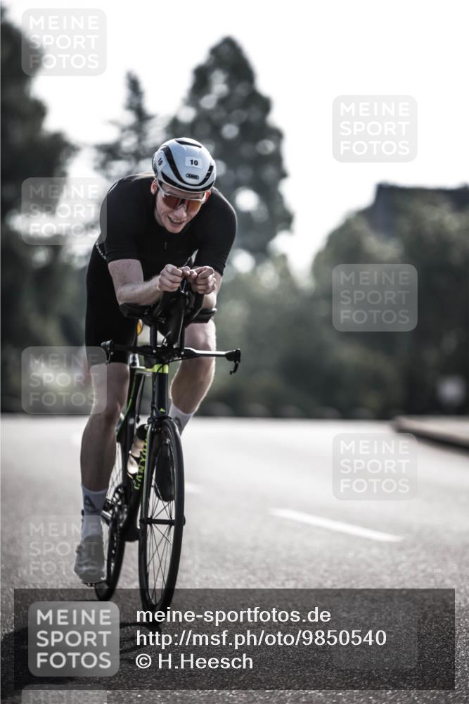 21.06.2026 - 29. Vierlanden-Triathlon H.Heesch http://msf.ph/oto/9850540 21.06.2026 08:48:27 Radfahren 10 meine-sportfotos.de