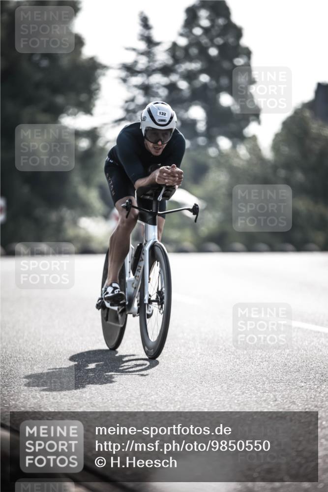 21.06.2026 - 29. Vierlanden-Triathlon H.Heesch http://msf.ph/oto/9850550 21.06.2026 08:48:43 Radfahren 103, 132 meine-sportfotos.de