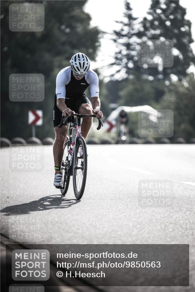 21.06.2026 - 29. Vierlanden-Triathlon H.Heesch http://msf.ph/oto/9850563 21.06.2026 08:48:49 Radfahren 61, 103 meine-sportfotos.de