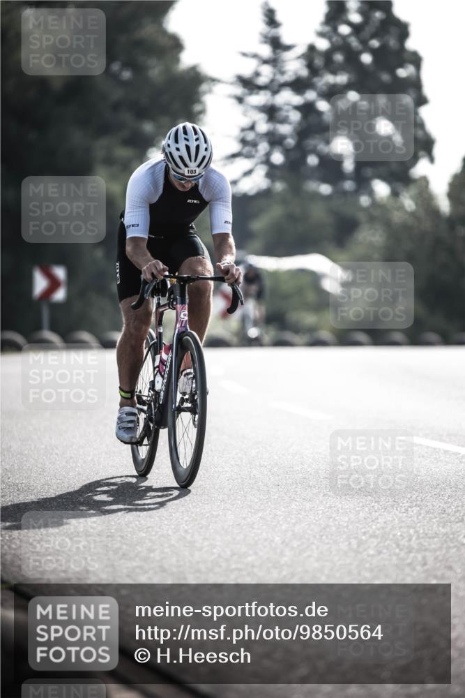21.06.2026 - 29. Vierlanden-Triathlon H.Heesch http://msf.ph/oto/9850564 21.06.2026 08:48:49 Radfahren 61, 103 meine-sportfotos.de