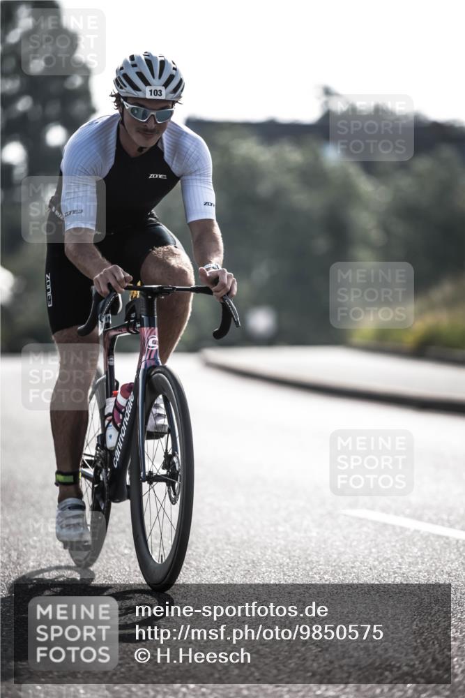 21.06.2026 - 29. Vierlanden-Triathlon H.Heesch http://msf.ph/oto/9850575 21.06.2026 08:48:50 Radfahren 61, 103 meine-sportfotos.de