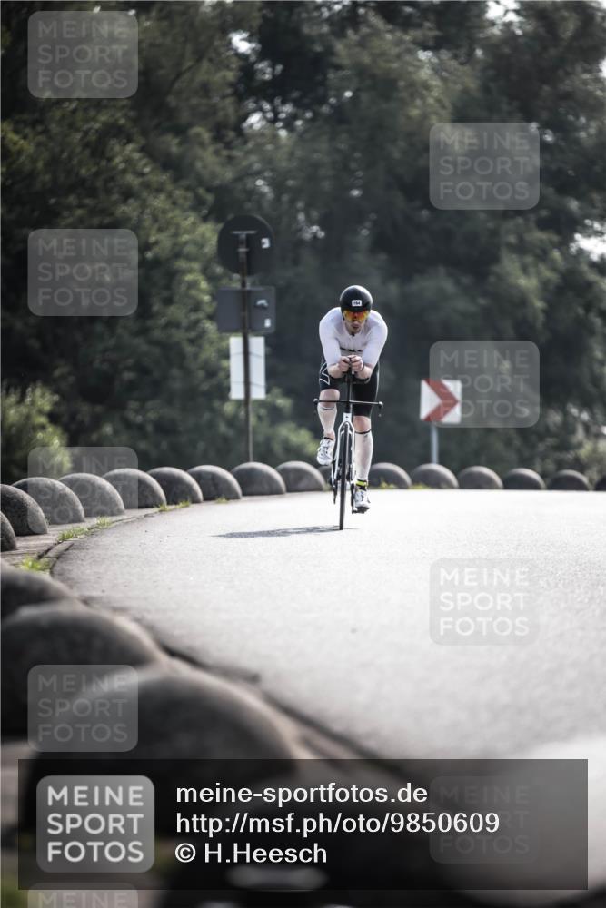 21.06.2026 - 29. Vierlanden-Triathlon H.Heesch http://msf.ph/oto/9850609 21.06.2026 08:49:18 Radfahren 164 meine-sportfotos.de