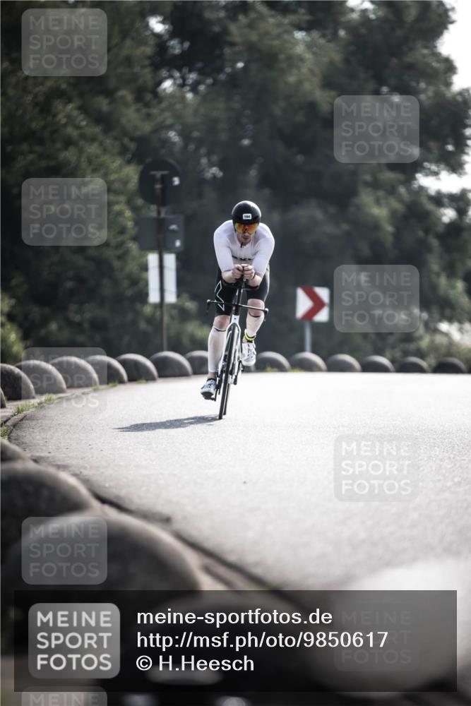 21.06.2026 - 29. Vierlanden-Triathlon H.Heesch http://msf.ph/oto/9850617 21.06.2026 08:49:19 Radfahren 164 meine-sportfotos.de