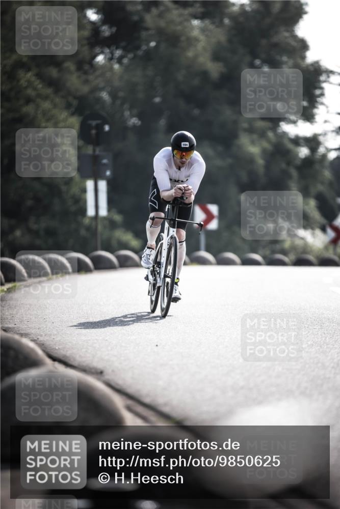 21.06.2026 - 29. Vierlanden-Triathlon H.Heesch http://msf.ph/oto/9850625 21.06.2026 08:49:19 Radfahren 164 meine-sportfotos.de