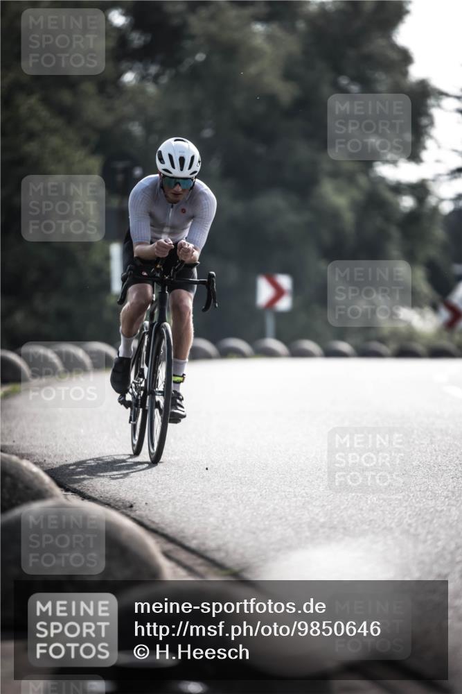 21.06.2026 - 29. Vierlanden-Triathlon H.Heesch http://msf.ph/oto/9850646 21.06.2026 08:49:57 Radfahren 62 meine-sportfotos.de