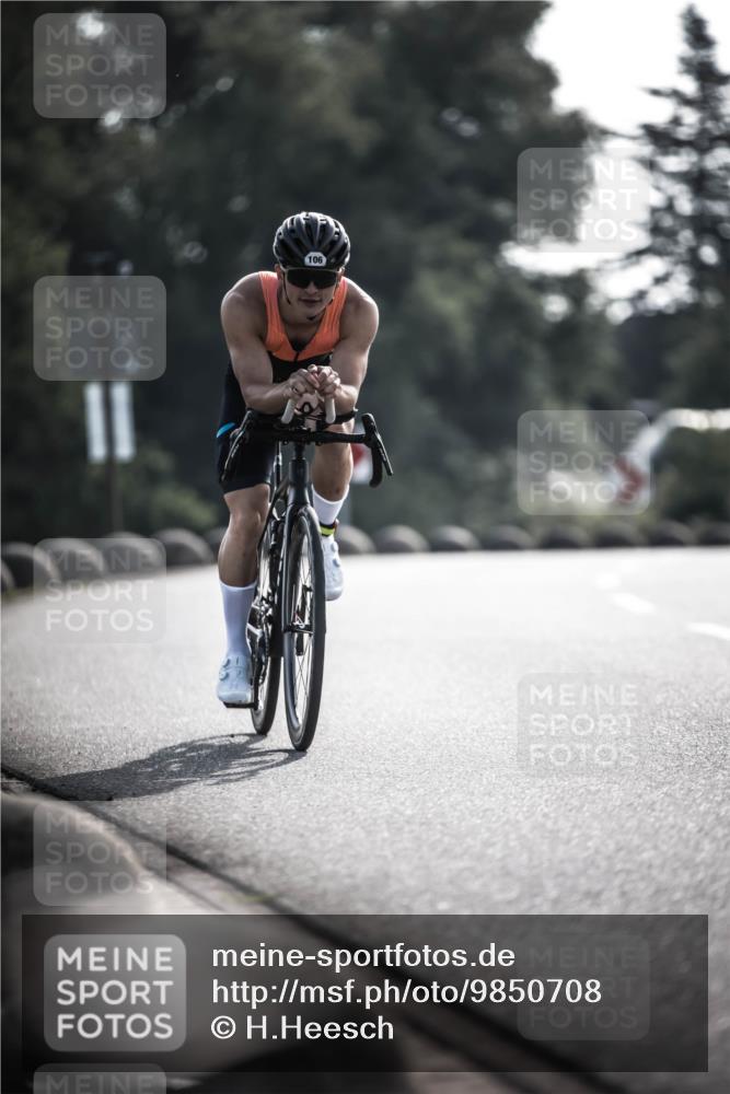 21.06.2026 - 29. Vierlanden-Triathlon H.Heesch http://msf.ph/oto/9850708 21.06.2026 08:50:20 Radfahren 106 meine-sportfotos.de