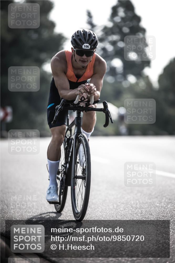 21.06.2026 - 29. Vierlanden-Triathlon H.Heesch http://msf.ph/oto/9850720 21.06.2026 08:50:21 Radfahren 106, 145 meine-sportfotos.de