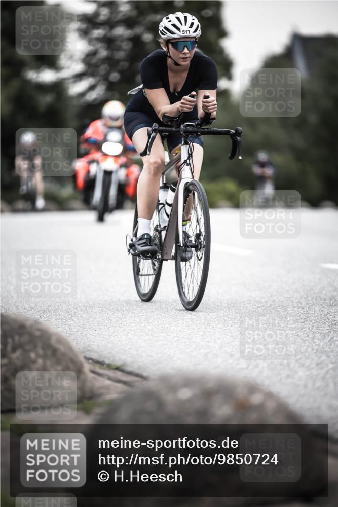 21.06.2026 - 29. Vierlanden-Triathlon H.Heesch http://msf.ph/oto/9850724 21.06.2026 10:27:11 Radfahren 24, 43, 89, 108, 486, 517, 600 meine-sportfotos.de