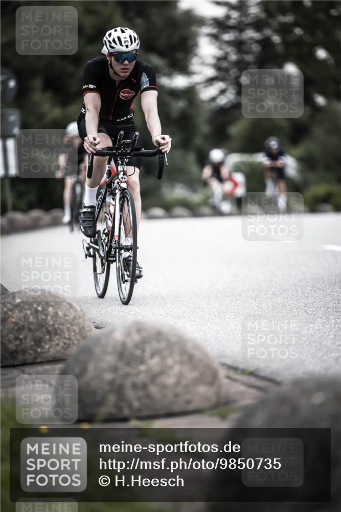 21.06.2026 - 29. Vierlanden-Triathlon H.Heesch http://msf.ph/oto/9850735 21.06.2026 10:27:13 Radfahren 24, 89, 101, 486, 517 meine-sportfotos.de