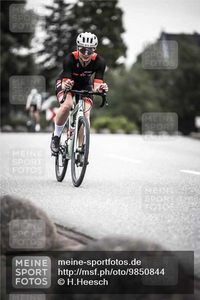 21.06.2026 - 29. Vierlanden-Triathlon H.Heesch http://msf.ph/oto/9850844 21.06.2026 10:27:26 Radfahren 10, 223, 298, 339, 378, 385, 391, 513, 563 meine-sportfotos.de