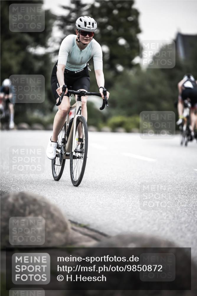 21.06.2026 - 29. Vierlanden-Triathlon H.Heesch http://msf.ph/oto/9850872 21.06.2026 10:27:31 Radfahren 87, 186, 563 meine-sportfotos.de