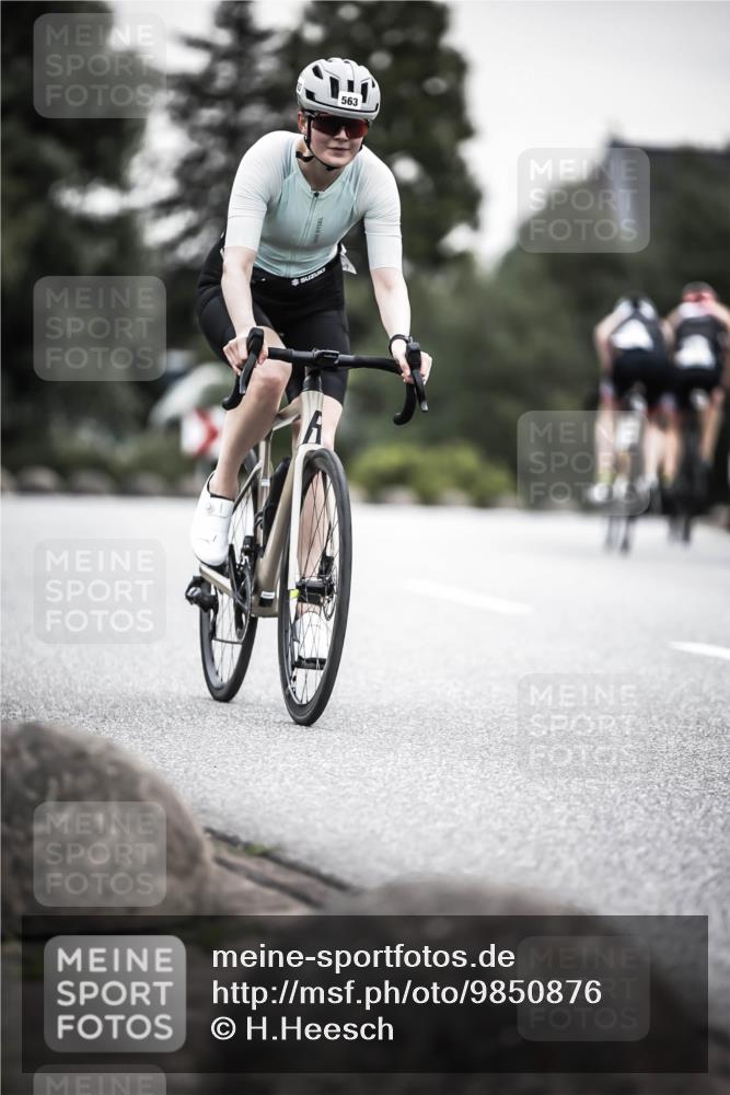 21.06.2026 - 29. Vierlanden-Triathlon H.Heesch http://msf.ph/oto/9850876 21.06.2026 10:27:31 Radfahren 87, 186, 563 meine-sportfotos.de