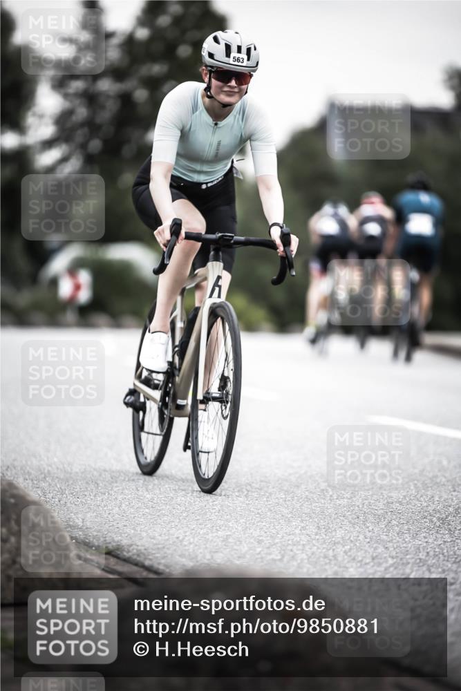21.06.2026 - 29. Vierlanden-Triathlon H.Heesch http://msf.ph/oto/9850881 21.06.2026 10:27:31 Radfahren 87, 186, 563 meine-sportfotos.de