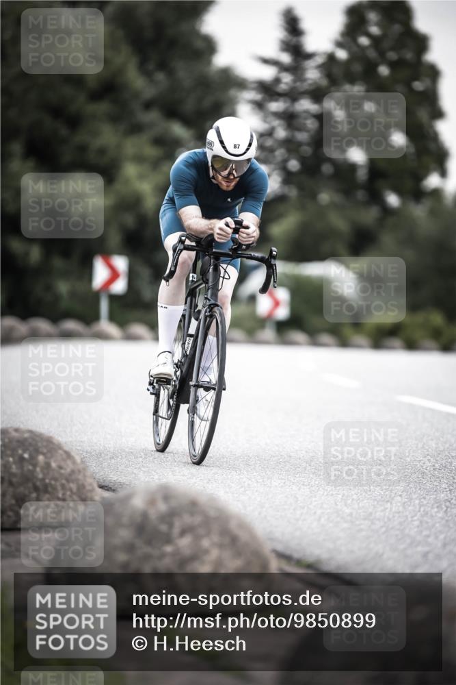 21.06.2026 - 29. Vierlanden-Triathlon H.Heesch http://msf.ph/oto/9850899 21.06.2026 10:27:34 Radfahren 87, 186, 563 meine-sportfotos.de