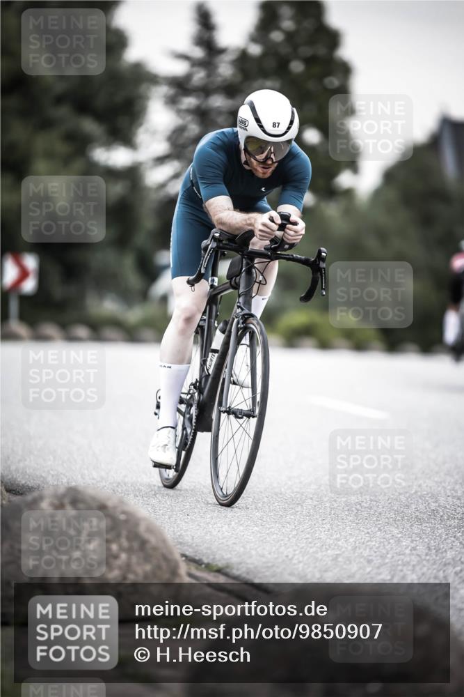 21.06.2026 - 29. Vierlanden-Triathlon H.Heesch http://msf.ph/oto/9850907 21.06.2026 10:27:35 Radfahren 20, 87, 186, 563 meine-sportfotos.de