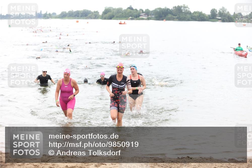 21.06.2026 - 29. Vierlanden-Triathlon Andreas Tolksdorf http://msf.ph/oto/9850919 21.06.2026 10:16:43 Schwimmen 328, 388, 506, 536, 538, 577, 604, 613, 622 meine-sportfotos.de