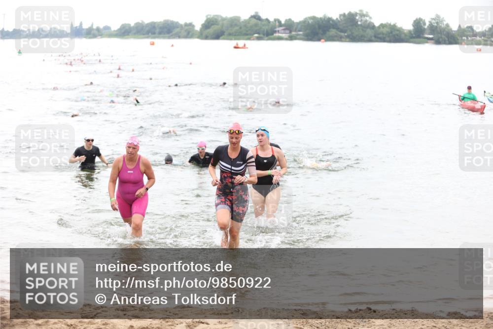 21.06.2026 - 29. Vierlanden-Triathlon Andreas Tolksdorf http://msf.ph/oto/9850922 21.06.2026 10:16:43 Schwimmen 328, 388, 506, 536, 538, 577, 604, 613, 622 meine-sportfotos.de