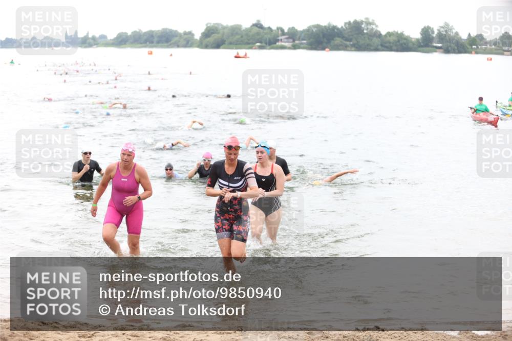21.06.2026 - 29. Vierlanden-Triathlon Andreas Tolksdorf http://msf.ph/oto/9850940 21.06.2026 10:16:43 Schwimmen 328, 388, 506, 536, 538, 577, 604, 613, 622 meine-sportfotos.de