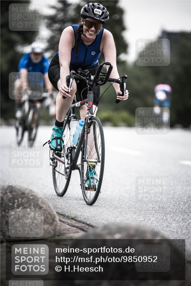 21.06.2026 - 29. Vierlanden-Triathlon H.Heesch http://msf.ph/oto/9850952 21.06.2026 10:27:48 Radfahren 272, 515, 615 meine-sportfotos.de