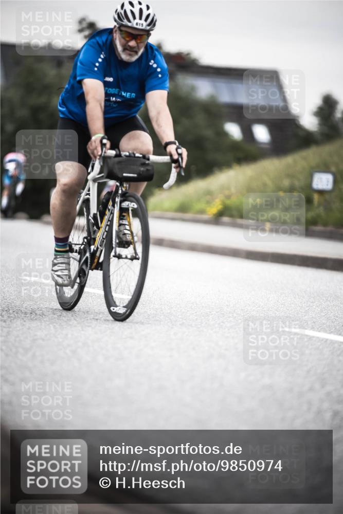 21.06.2026 - 29. Vierlanden-Triathlon H.Heesch http://msf.ph/oto/9850974 21.06.2026 10:27:49 Radfahren 272, 515, 615 meine-sportfotos.de