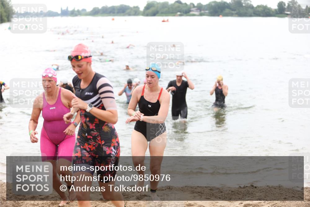21.06.2026 - 29. Vierlanden-Triathlon Andreas Tolksdorf http://msf.ph/oto/9850976 21.06.2026 10:16:46 Schwimmen 328, 374, 388, 485, 506, 536, 538, 604, 613, 622 meine-sportfotos.de