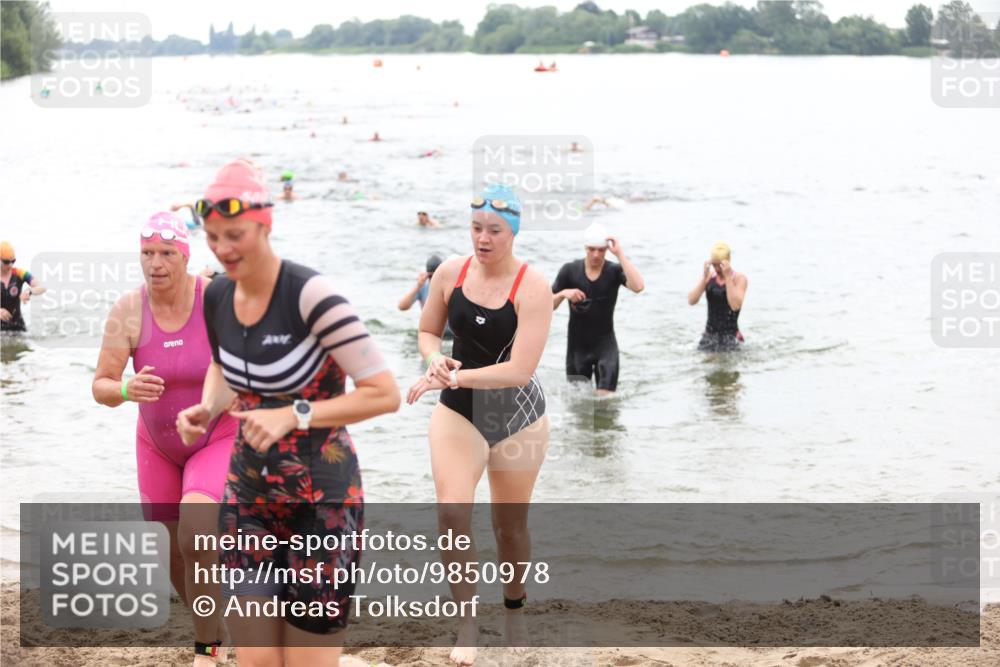 21.06.2026 - 29. Vierlanden-Triathlon Andreas Tolksdorf http://msf.ph/oto/9850978 21.06.2026 10:16:46 Schwimmen 328, 374, 388, 485, 506, 536, 538, 604, 613, 622 meine-sportfotos.de