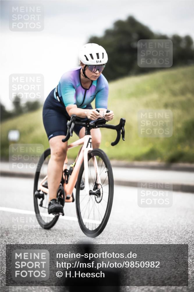 21.06.2026 - 29. Vierlanden-Triathlon H.Heesch http://msf.ph/oto/9850982 21.06.2026 10:28:01 Radfahren 514, 543, 585 meine-sportfotos.de