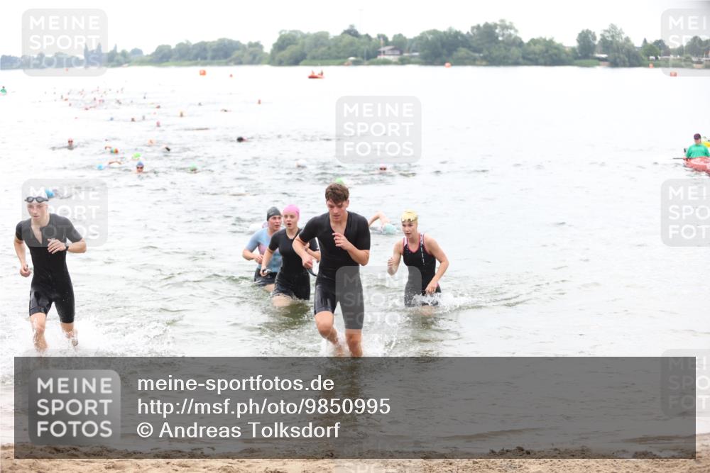 21.06.2026 - 29. Vierlanden-Triathlon Andreas Tolksdorf http://msf.ph/oto/9850995 21.06.2026 10:16:48 Schwimmen 328, 374, 388, 485, 506, 536, 538, 604, 613, 622 meine-sportfotos.de