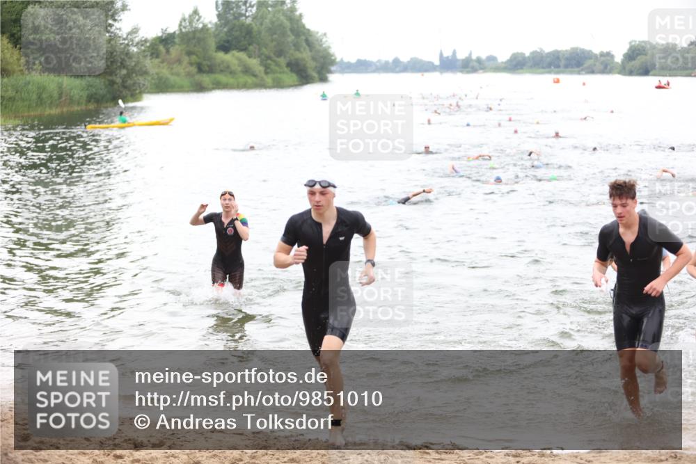 21.06.2026 - 29. Vierlanden-Triathlon Andreas Tolksdorf http://msf.ph/oto/9851010 21.06.2026 10:16:49 Schwimmen 328, 374, 388, 485, 506, 536, 538, 604, 613, 622 meine-sportfotos.de