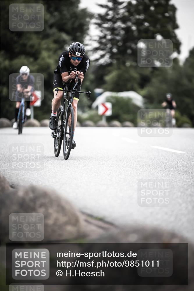 21.06.2026 - 29. Vierlanden-Triathlon H.Heesch http://msf.ph/oto/9851011 21.06.2026 10:28:12 Radfahren 21, 233, 267, 268 meine-sportfotos.de