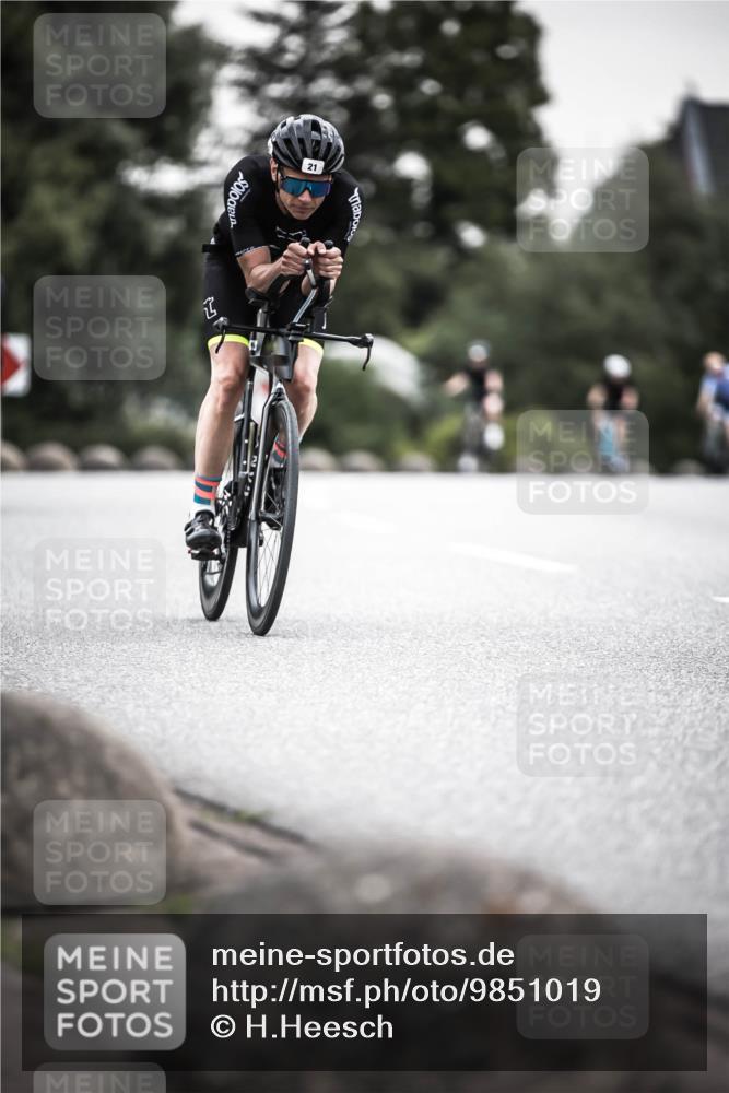 21.06.2026 - 29. Vierlanden-Triathlon H.Heesch http://msf.ph/oto/9851019 21.06.2026 10:28:13 Radfahren 21, 233, 267, 268, 575 meine-sportfotos.de