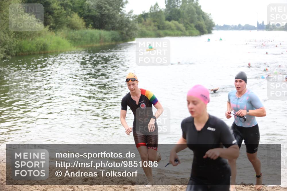21.06.2026 - 29. Vierlanden-Triathlon Andreas Tolksdorf http://msf.ph/oto/9851086 21.06.2026 10:16:54 Schwimmen 328, 374, 388, 485, 506, 515, 536, 538 meine-sportfotos.de