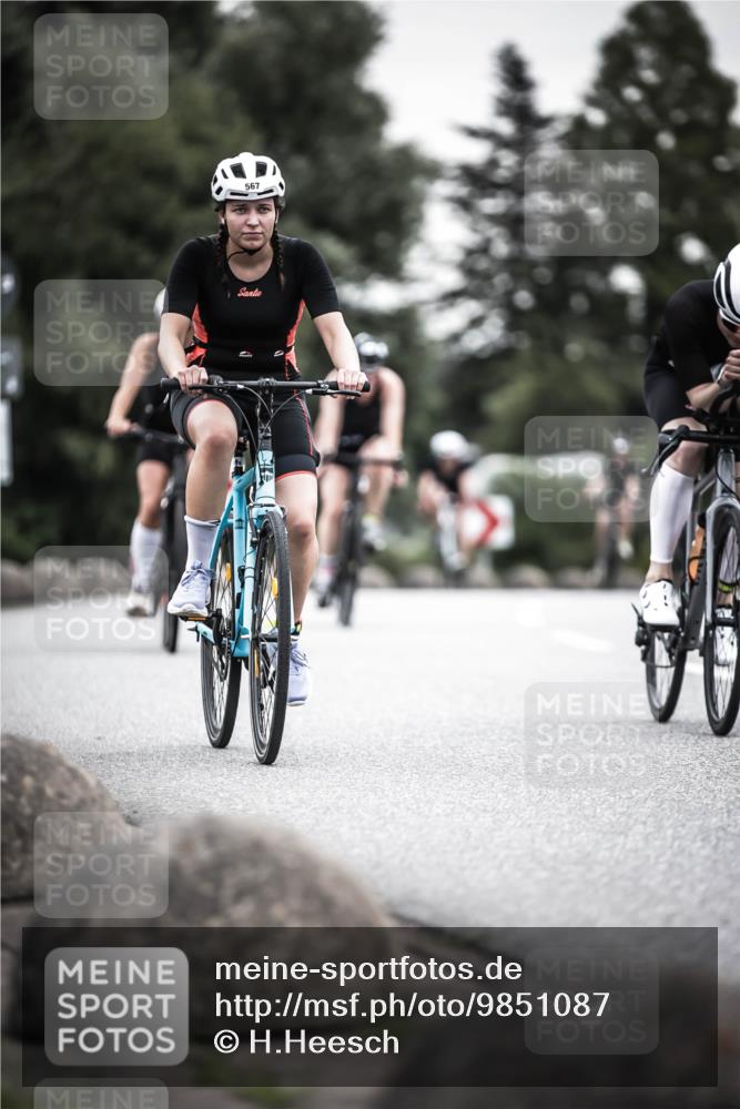 21.06.2026 - 29. Vierlanden-Triathlon H.Heesch http://msf.ph/oto/9851087 21.06.2026 10:28:23 Radfahren 4, 51, 55, 61, 78, 79, 368, 481, 538, 567, 574, 575, 582, 590, 606, 608 meine-sportfotos.de