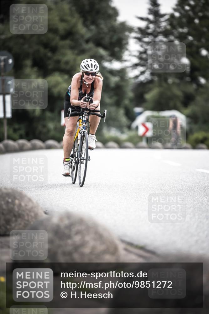 21.06.2026 - 29. Vierlanden-Triathlon H.Heesch http://msf.ph/oto/9851272 21.06.2026 10:28:45 Radfahren 27, 508, 583, 619 meine-sportfotos.de