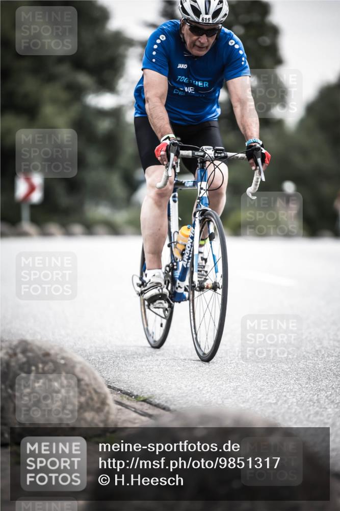 21.06.2026 - 29. Vierlanden-Triathlon H.Heesch http://msf.ph/oto/9851317 21.06.2026 10:28:50 Radfahren 27, 499, 551, 583, 619 meine-sportfotos.de