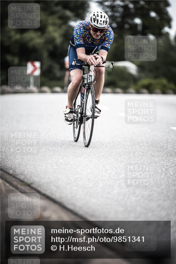 21.06.2026 - 29. Vierlanden-Triathlon H.Heesch http://msf.ph/oto/9851341 21.06.2026 12:02:24 Radfahren 228, 640, 761, 783, 859, 873 meine-sportfotos.de